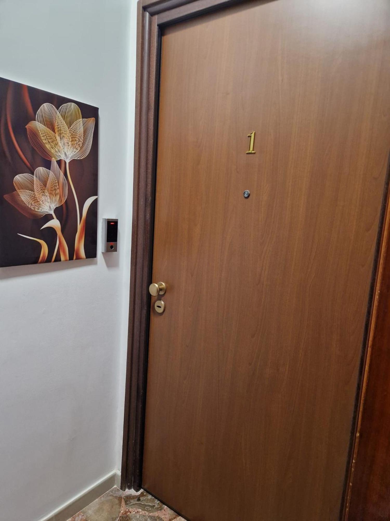 Domus Divina & Domus Elegans Fronte Mare Apartman Monopoli Szoba fotó